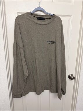 Essentials Men’s Long Sleeve Tee
